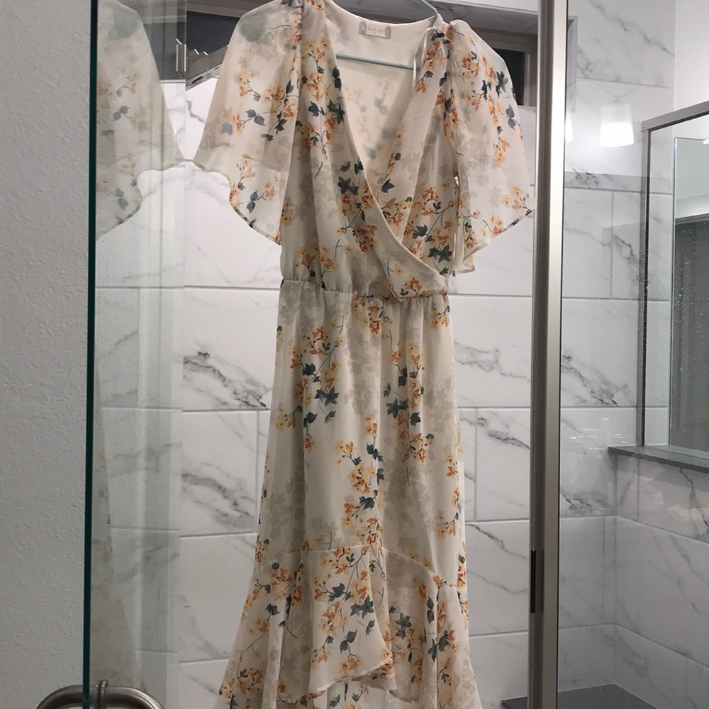 Long dress with flower